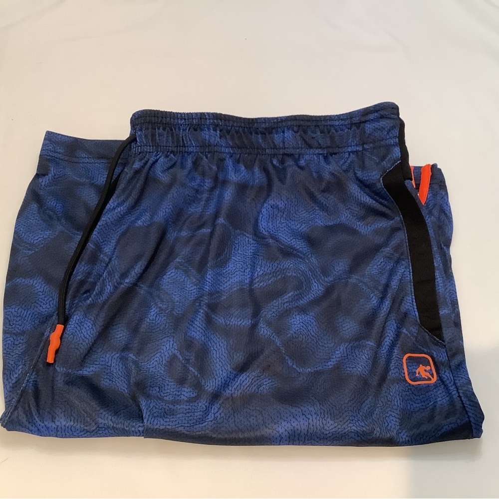 Mens And1 Shorts in size 3XL